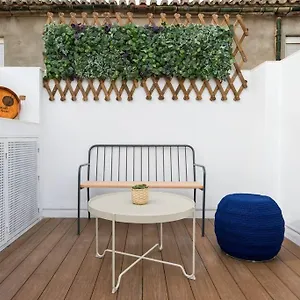https://tgh-mlaga-center-western-style.hotelsinnerja.org